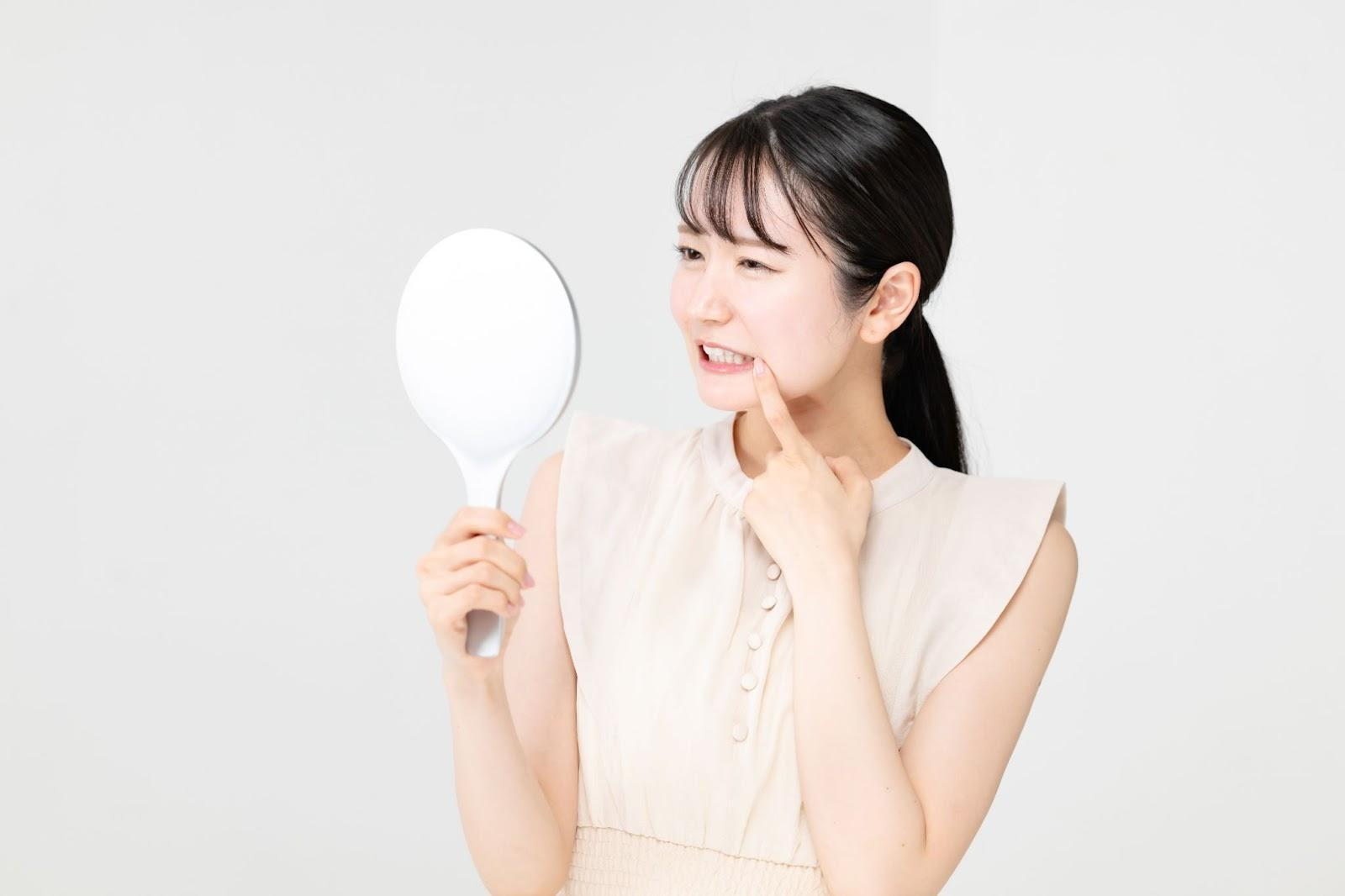 歯が欠けた状態を放置するとどうなる？